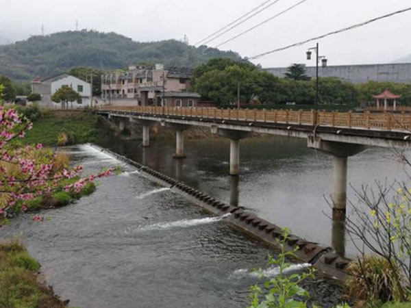 皎口水库大坝下游大桥